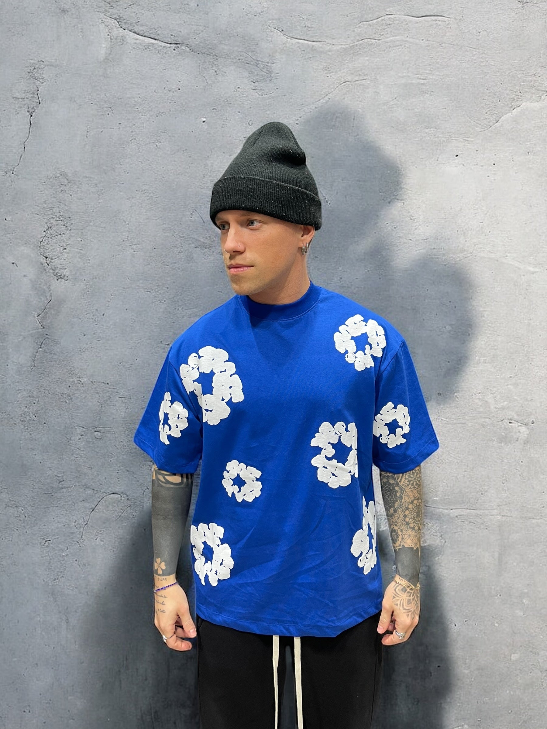 T- SHIRT FLOREALE BLU