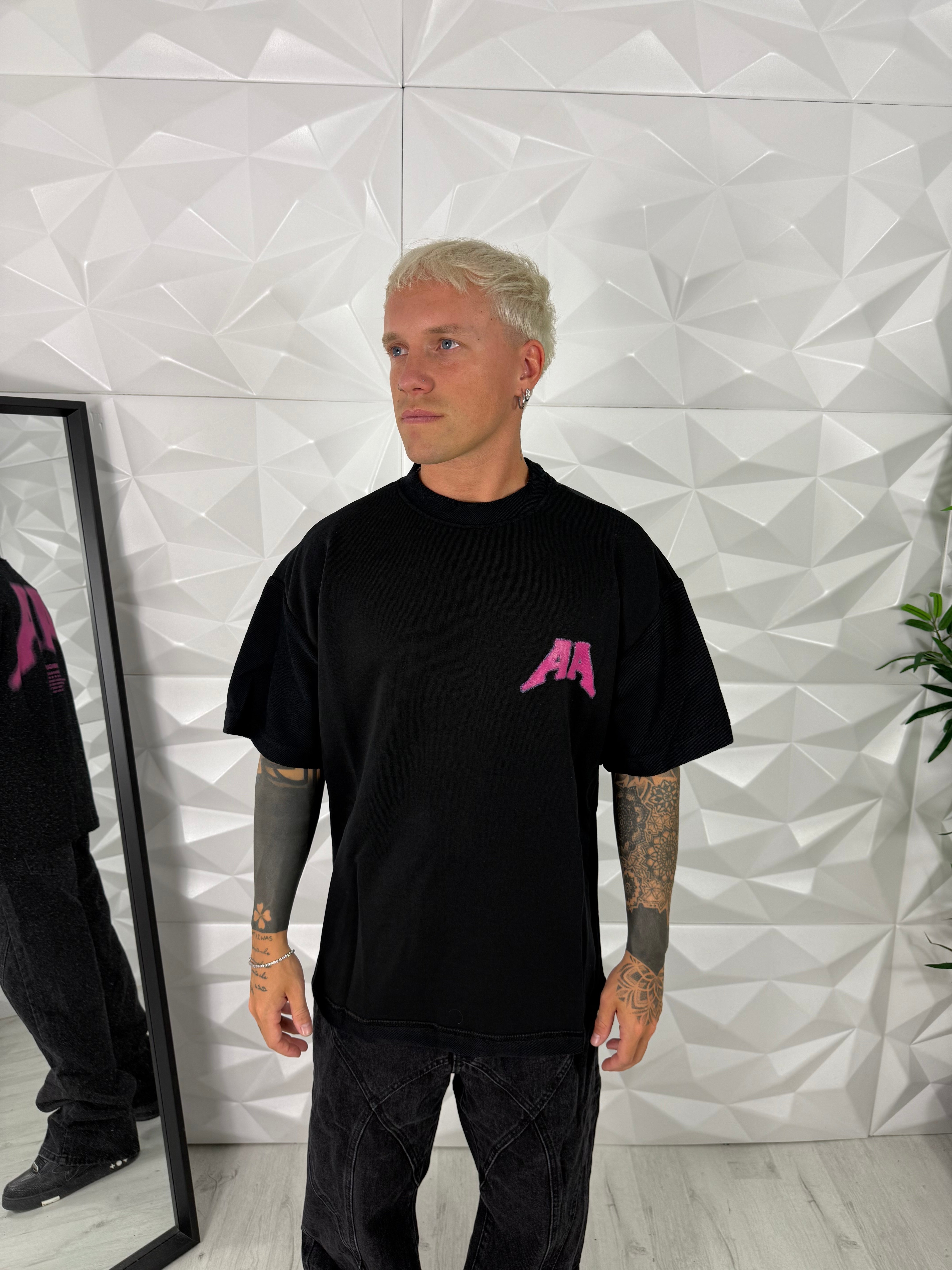 T-SHIRT “AMBIGUOS” NERA