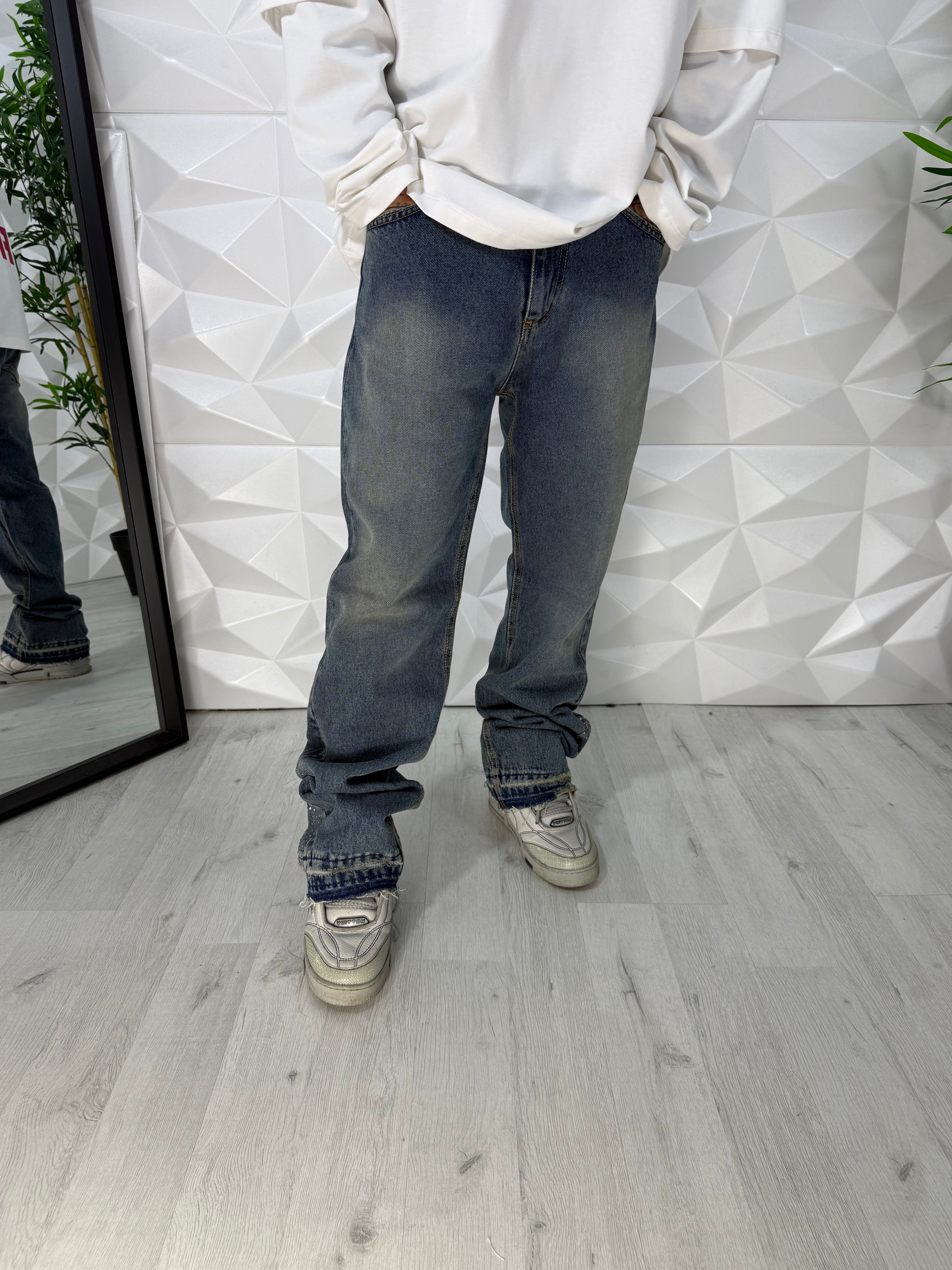 JEANS FLARE SFRANGIATO DIAMOND