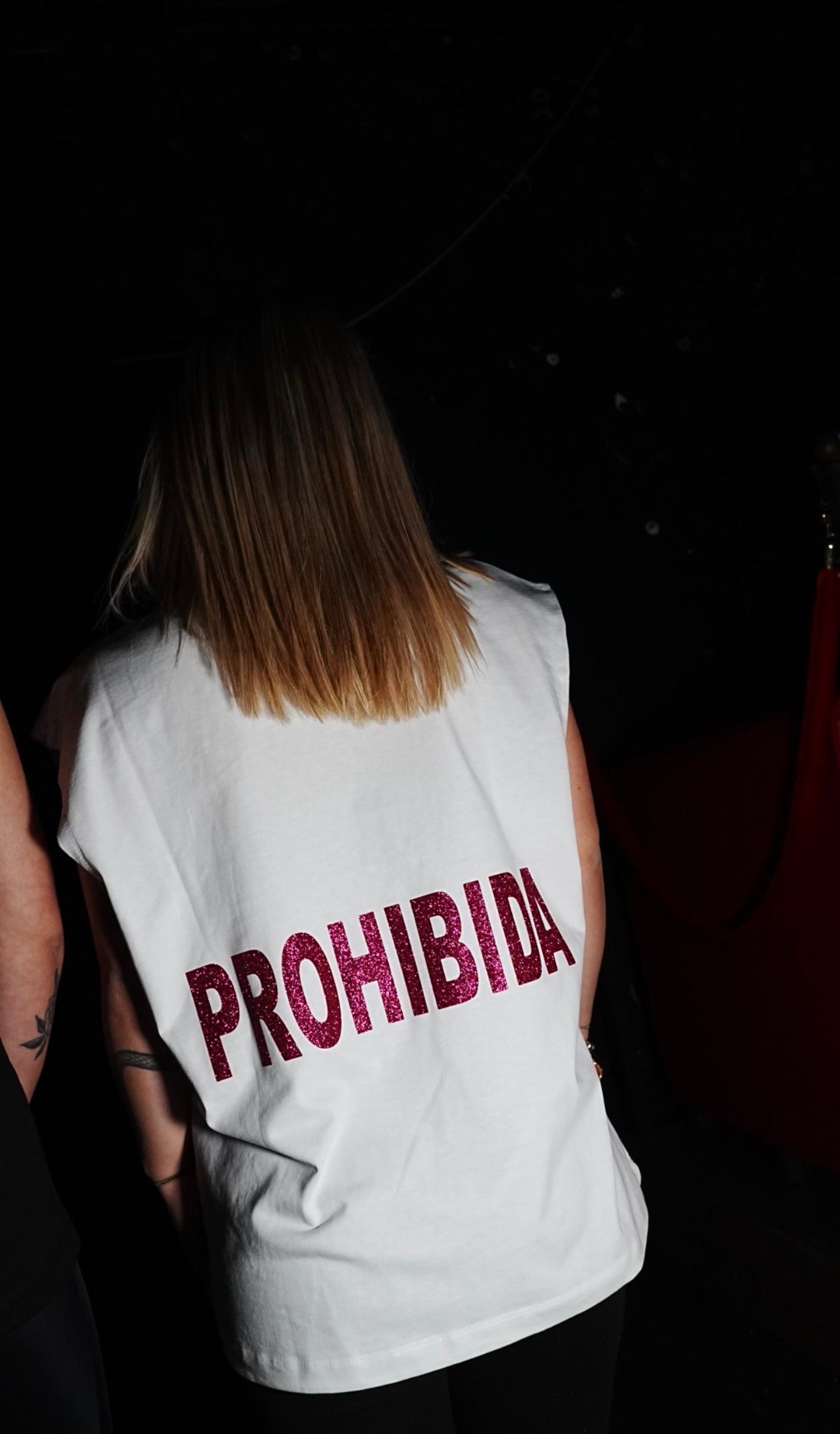 T-SHIRT “PROHIBIDA”
